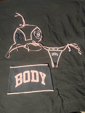 Body By Raven Tracy Black&Pink Bikini Set - RARE